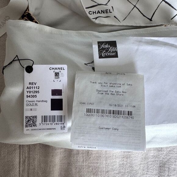 Chanel Classic Double Flap Medium Quilted Lambskin Black with Gold Hardware - Picture 13 of 15